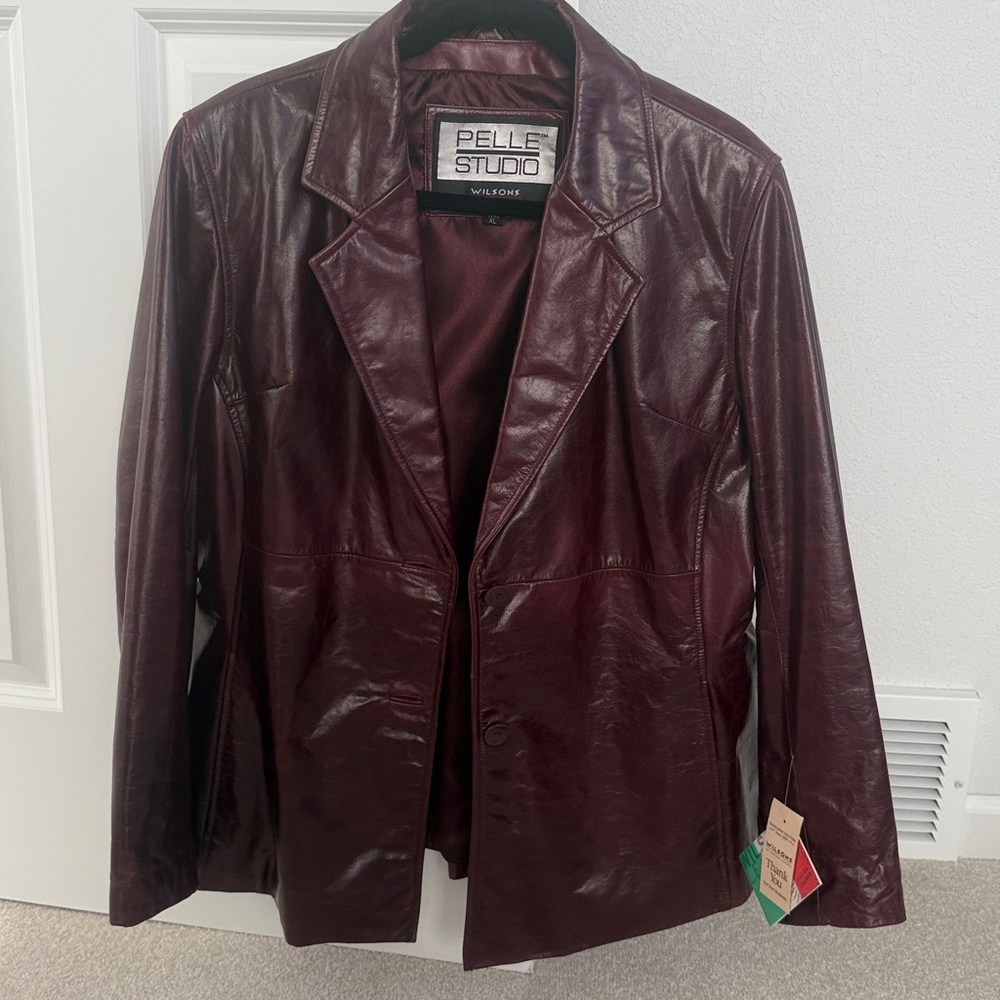 NWT Wilsons leather coat; women’s XL